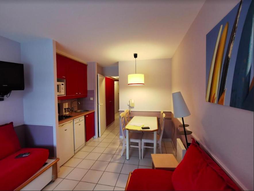 Great Condo Between Golf Course And Beach 몰리엣젯마 외부 사진